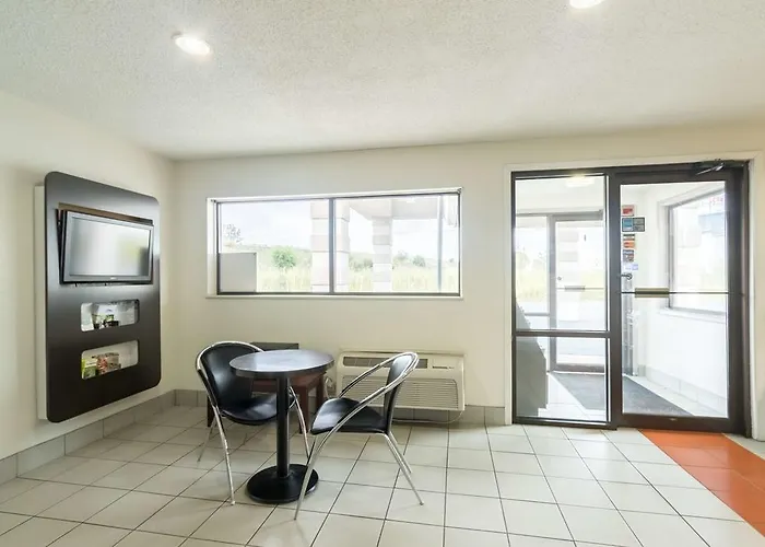 Motel 6-Crawfordsville, In