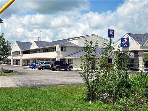 Hotel 6-crawfordsville, In 2*